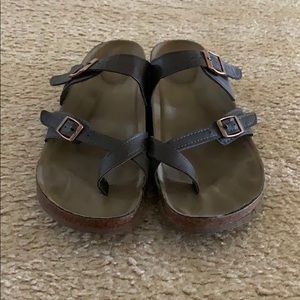 Size 9 Madden Girl sandals